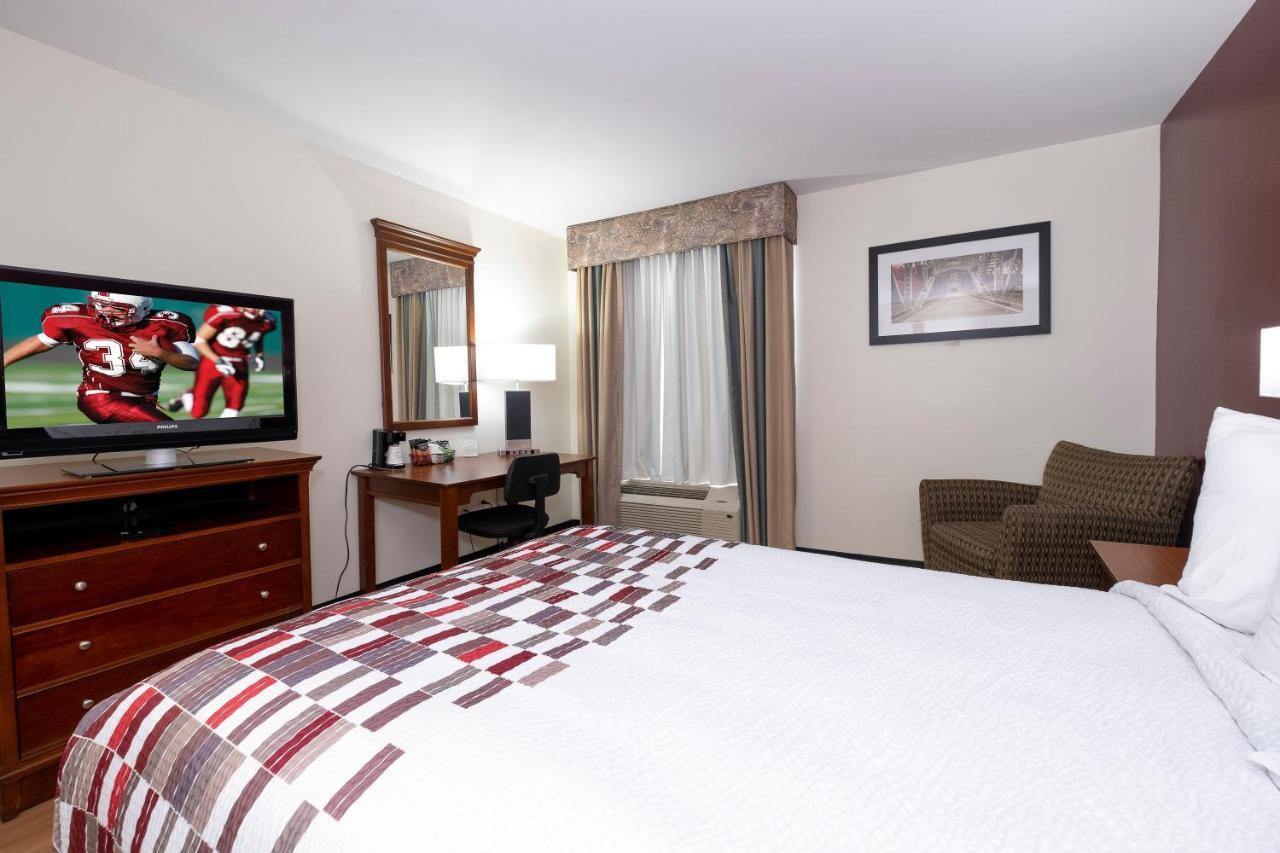 Red Roof Inn Houma Bagian luar foto